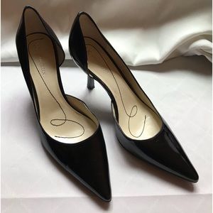AK Anne Klein black patent pumps 6.5m
